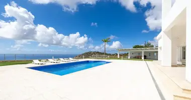 Mieszkanie 4 pokoi w Peyia, Cypr