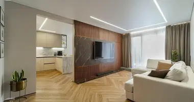 Apartamento 4 habitaciones en Kalodziscanski sielski Saviet, Belarús