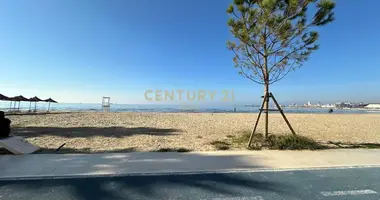 Przestrzeń komercyjna w rejonie Plazh, na pierwszej linii przy morzu w Bashkia Durres, Albania