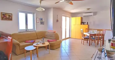 Квартира 2 спальни в Soline, Хорватия