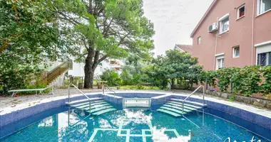Apartamento 2 habitaciones en Budva, Montenegro