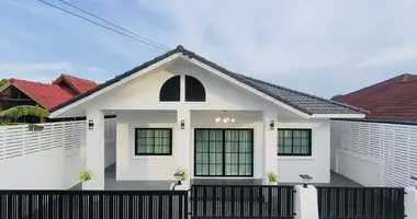 Maison 3 chambres dans Huai Yai, Thaïlande