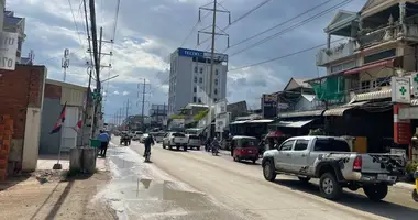 Plot of land in Sangkat Chak Angrae Leu, Cambodia