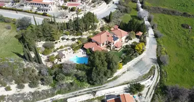 Mieszkanie 5 pokojów w Lania, Cypr