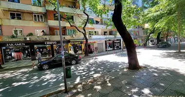 Boutique 102 m² dans Tirana, Albanie