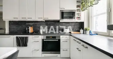 Mieszkanie 4 pokoi w Helsinki sub region, Finlandia