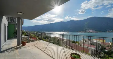 Wohnung 4 zimmer in Dobrota, Montenegro