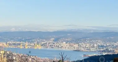Участок земли в Upravna Enota Ljubljana, Словения