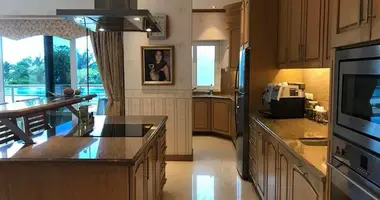 2 bedroom apartment in Pattaya City, Thailand
