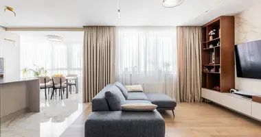 Apartamento 3 habitaciones en Minsk, Belarús