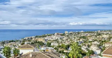 2 bedroom apartment in Mijas, Spain