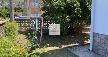 Haus 8 Schlafzimmer in Zelenika, Montenegro