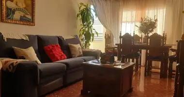 Apartamento 4 habitaciones en Estepona, Španjolska