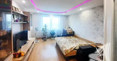 Квартира 1 комната в Мухавецкий сельский Совет, Беларусь