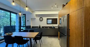 4 room apartment in Tel-Aviv, Israel