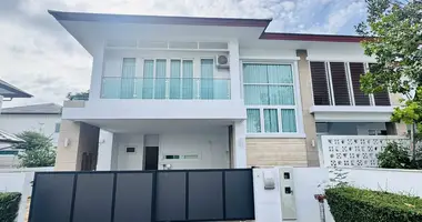 Maison 5 chambres dans Bang Lamung, Thaïlande