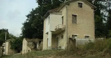 Dom 8 pokojów w Terni, Włochy