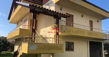 House in Sheq i Madh, Albania