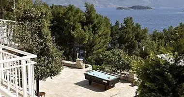 Hotel 1 090 m² w Lumbarda, Chorwacja