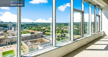 Квартира 4 комнаты в Вильнюс, Литва