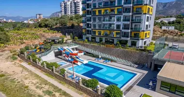 2 bedroom apartment in Mahmutlar, Turkey