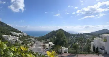 Mieszkanie 3 pokoi w Marbella, Hiszpania