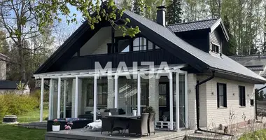 Дом в Helsinki sub region, Финляндия