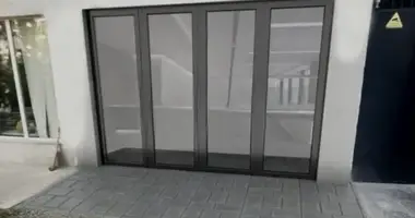 Propriété commerciale 300 m² dans Tbilissi, Géorgie