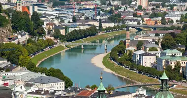 Moving to Austria: Updated Visa Rules, Cost of Living & Expat Tips