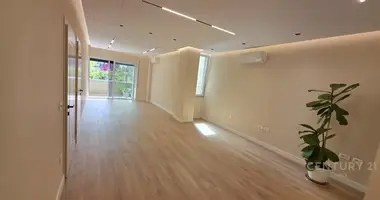 Офис 114 м² в Тирана, Албания