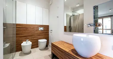 4 room apartment in Warsaw, Poland