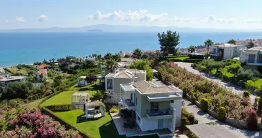 Villa 5 bedrooms in Pefkochori, Greece