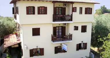 Hotel 864 m² en Kala Nera, Grecia