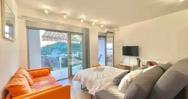 Apartamento en Przno, Montenegro