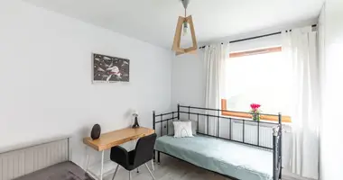 Mieszkanie 2 pokoi w Kraków, Polska
