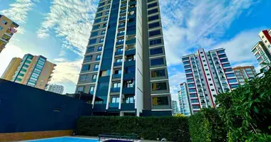 Apartamento 3 habitaciones en Mezitli, Turquía