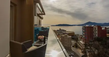 Apartamento 3 habitaciones en Budva, Montenegro