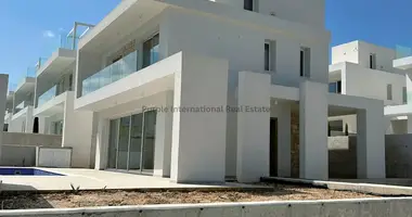 Villa en Paralimni, Chipre