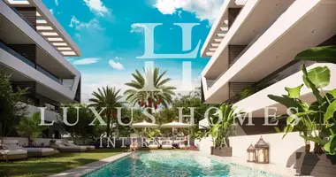 Apartamento 4 habitaciones en Alicante, Španjolska