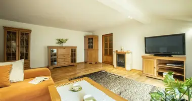 Mieszkanie 2 pokoi w Łódź, Polska