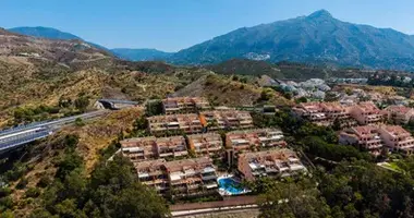 Apartamento 2 habitaciones en San Pedro Alcantara, Španjolska