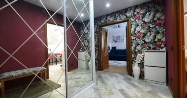 Apartamento 4 habitaciones en Minsk, Belarús