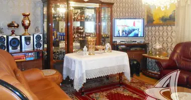 3 room apartment in Muchaviecki sielski Saviet, Belarus
