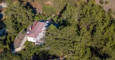 Квартира 3 спальни в Мониатис, Кипр