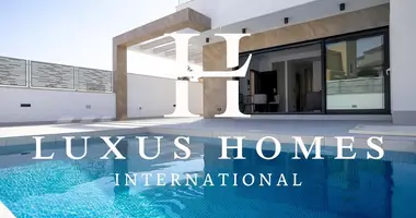 Villa 3 bedrooms in San Miguel de Salinas, Spain