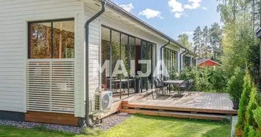 Дом 4 комнаты в Helsinki sub region, Финляндия