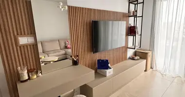 Apartamento 2 habitaciones en Demos Agiou Athanasiou, Chipre