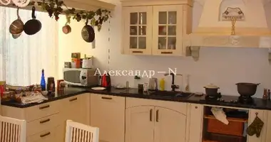 Haus 8 zimmer in Odessa, Ukraine