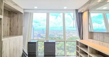 Condo 2 bedrooms in Pattaya City, Thailand