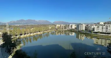 Apartamento 3 habitaciones en Tirana Municipality, Albania